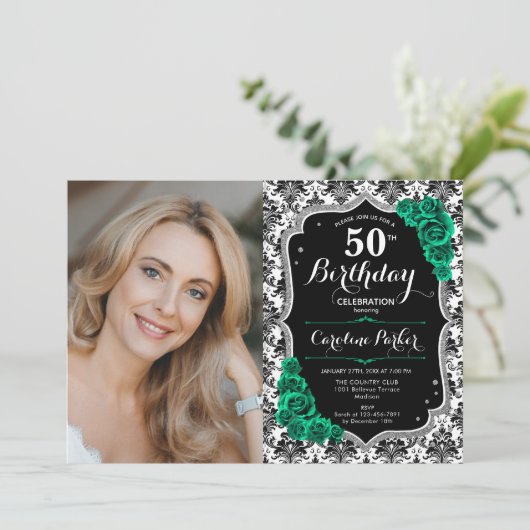 エメラルドグリーンバラダマスク写真50誕生日 招待状 (スタンド正面)