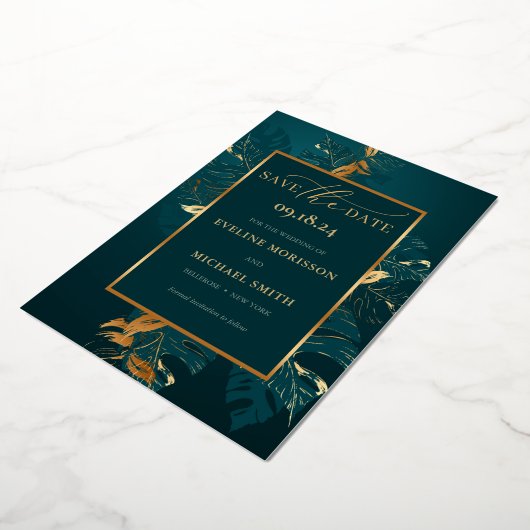 エメラルドグリーンモンステラ金ゴールドフォイルは日付を保存 箔招待状 (回転した状態)