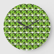 エメラルドグリーン