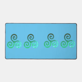 エメラルドトリスケレ古代ケルトのシンボル デスクマット