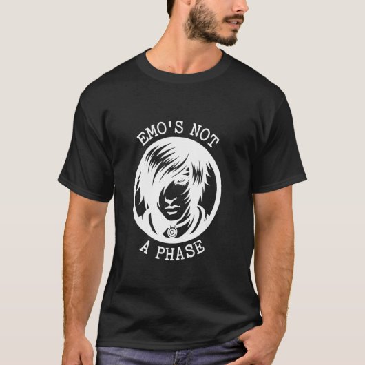 エモは単なる段階ではないクール Tシャツ (正面)