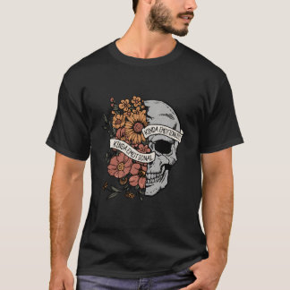 エモーショナルなところもあれば感情のないゴス エモ フラワーデザイン Tシャツ