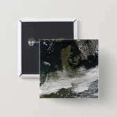 エヤフジャラヨカル火山からのアッシュプルーム2 缶バッジ (正面&裏面)