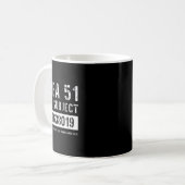 エリア51テストサブジェクト8019エイリアン誘拐半小箱 コーヒーマグカップ (正面左)