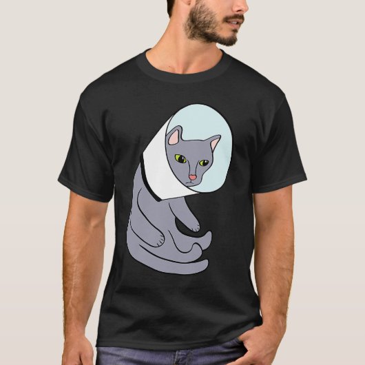 エリザベスカラーの悲しい猫 グラフィック Tシャツ (正面)