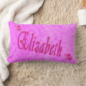 エリザベス・ガールズ・ネーム・ロゴ ランバークッション (ブランケット)