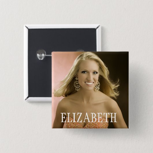 エリザベス 缶バッジ (正面&裏面)