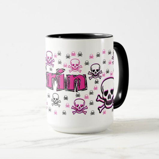エリンのピンク及び黒いスカル マグカップ (正面右)