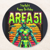 エリーエイリアンネオンの下のエリア51の近くを歩く ラウンドペーパーコースター (正面)