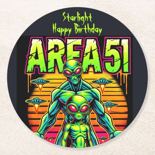 エリーエイリアンネオンの下のエリア51の近くを歩く ラウンドペーパーコースター (正面)