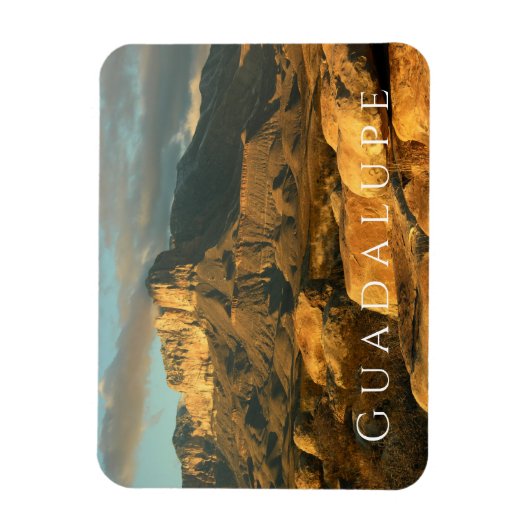 エルキャピタンアットサンセットグアダループマウンテンズNP マグネット (縦)