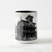 エルギンイリノイ1890のシャーマン病院建物 マグカップ (中央)