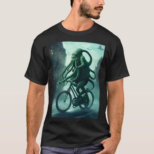 エルドリッチ・サイクリスト： Ctulhu自転車に乗る Tシャツ (正面)