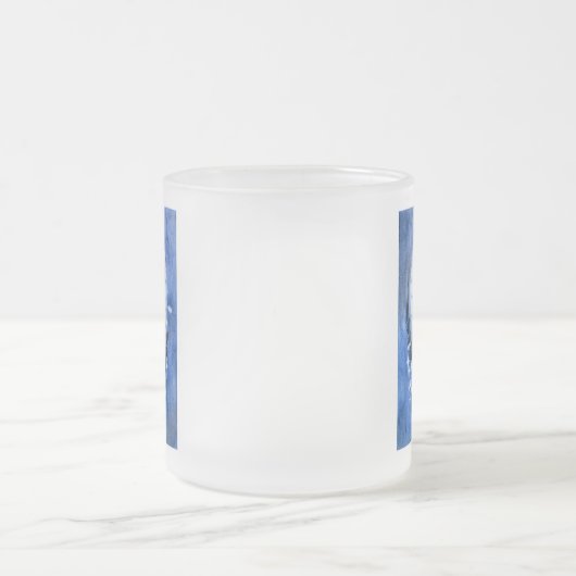 エルフのマドンナ マグ (中央)