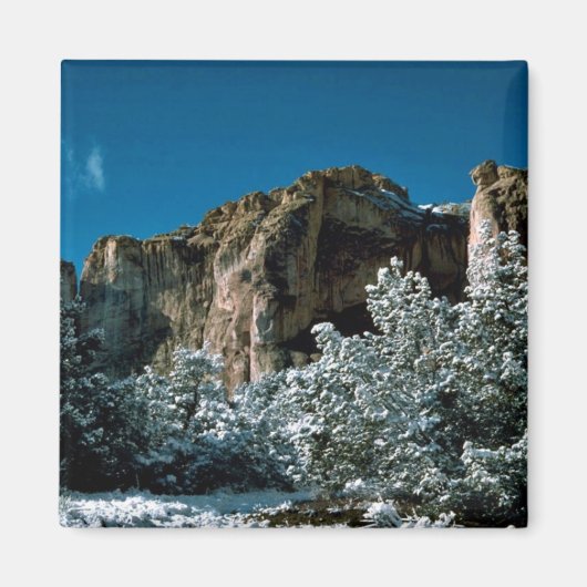 エルモロ国定記念碑 マグネット (正面)