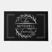 エレガモノグラムの白黒カスタムファミリー名 ドアマット (正面)