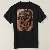 "エレガンスはっきりした：ケルト色ブラックグレードラゴンタトゥー" Tシャツ (デザイン裏面)
