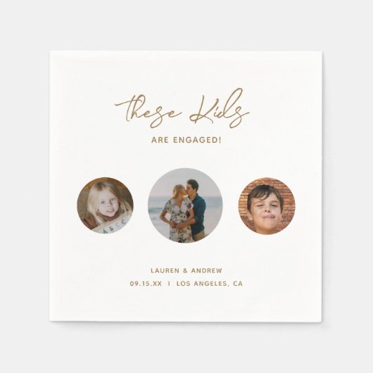 エレガントおもしろい金ゴールドKidsフォト婚約パーティ スタンダードカクテルナプキン (正面)