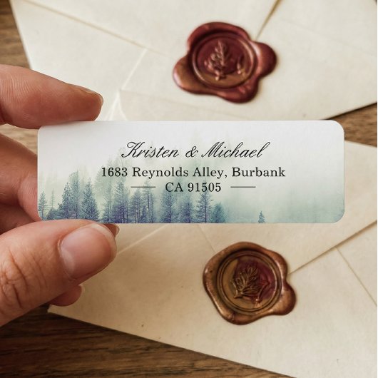 エレガントでおしゃれな季節の松の木の森 ラベル