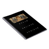 エレガントでやる気を起こさせるで感動的な引用文のトラの上 ノートブック (右側)