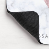 エレガントでガーリーなばら色の金ゴールドのグリッターの白い大理石のピンク マウスパッド (コーナー)