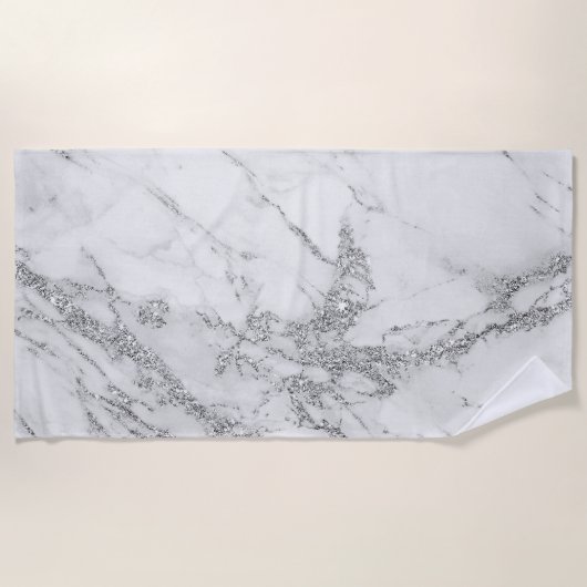 エレガントでシックで白い灰色の銀製のグリッターの大理石 ビーチタオル (正面)