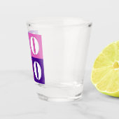 エレガントでシンプルなパーソナライズされたウェディングカスタムアイデア ショットグラス (右)