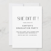 エレガントでシンプルな黒と白の卒業式招待状 招待状 (正面)