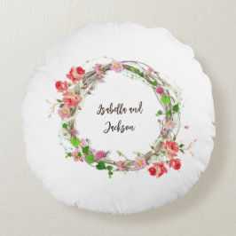 エレガントでパーソナライズされた新婚夫婦の名前の花のデザイン ラウンドクッション