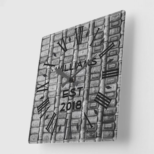 エレガントでパーソナライズなワインのコルク スクエア壁時計 (傾斜)