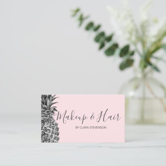 エレガントでモダンでかわいらしい銀製のピンクのパイナップル化粧 名刺 (スタンド正面)