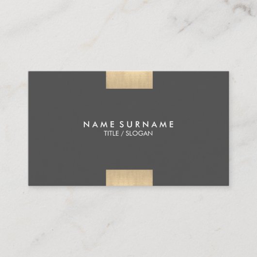 エレガントでモダンなクラフトによって印刷される金ゴールドのアクセントの上品 名刺 (正面)