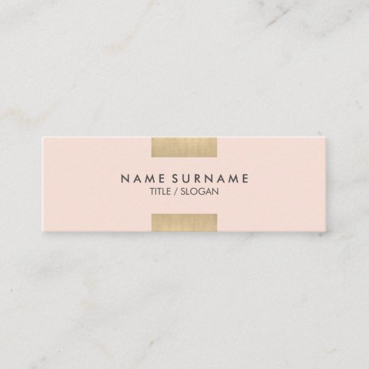 エレガントでモダンなクラフトによって印刷される金ゴールドのシックなパステル調ピンク スキニー名刺 (正面)