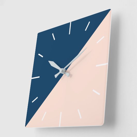 エレガントでモダンなパステル調のモモの濃紺色のブロック スクエア壁時計 (傾斜)