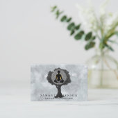 エレガントでモダンな曼荼羅のヨガの姿勢の木のロゴの芸術 名刺 (スタンド正面)