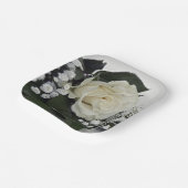 エレガントでロマンチックな白いバラをあなたに ペーパープレート (傾斜あり)