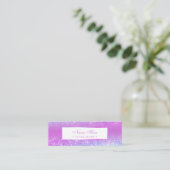 エレガントで粋で贅沢な紫色の小型名刺 スキニー名刺 (スタンド正面)