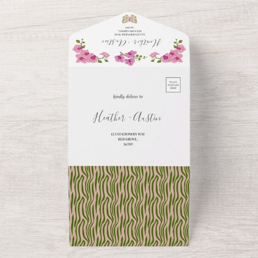 エレガントで繊細な紫のラン 花のボヘミアンビジュアル オールインワン招待状 (外側)