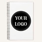 エレガントで、モダンで、洗練された編集可能なデザインです。 ノートブック (正面)