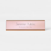 エレガントなばら色の金ゴールドのモダンなテンプレートのプロフェッショナル デスクネームプレート (正面)
