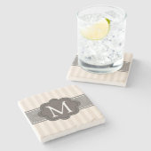 エレガントなアイボリーベージュ色ストライプのブラウンのカスタムのモノグラム ストーンコースター (横)