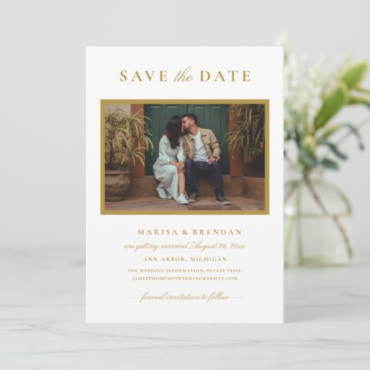 エレガントなアンティークゴールドの結婚式写真 セーブザデート (スタンド正面)