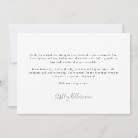 エレガントなウェディングドレスのブライズシャワー サンキューカード (裏面)