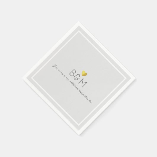 エレガントなウェディングラブモノグラムグレー スタンダードカクテルナプキン (角)