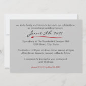 エレガントなオーバル カップル フォト 赤いバラの花束 招待状 (裏面)