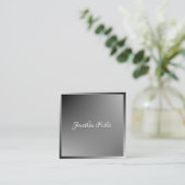 エレガントなカリグラフィー・スクリプト名のモダンテンプレート スクエア名刺 (スタンド正面)