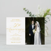 エレガントなカリグラフィー 50周年 ゴールドアニバーサリー写真 箔招待状 (立ち正面)