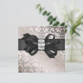 エレガントなクリームとシルバーの招待状にリボン 招待状 (スタンド正面)