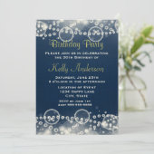 エレガントなクリームレースとパールがブルーの誕生日 招待状 (スタンド正面)