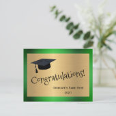 エレガントなグリーンゴールドのキャップ おめでとうございます 卒業おめでとう ポストカード (スタンド正面)